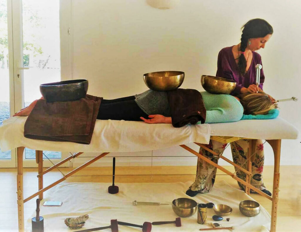 Formation au massage sonore aux bols chantants niveau 1 à l'Institut Padma